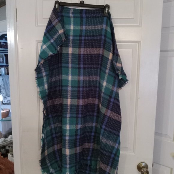 Old Navy Blanket Scarf - Picture 1 of 4